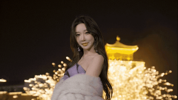 女角色介绍截图6