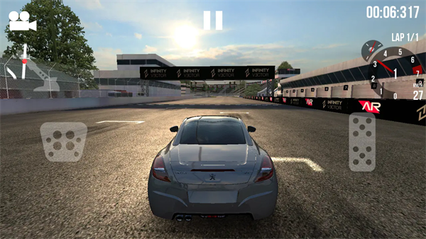 绝对赛车老版本下载 第3张图片